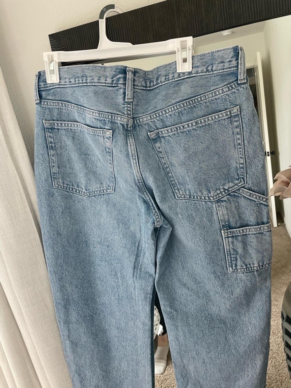 NWT Universal Thread Women’s “Mid-rise Painter Boyfriend Jeans” Size 8 - Picture 7 of 8